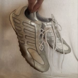 vintage GEOX tennies